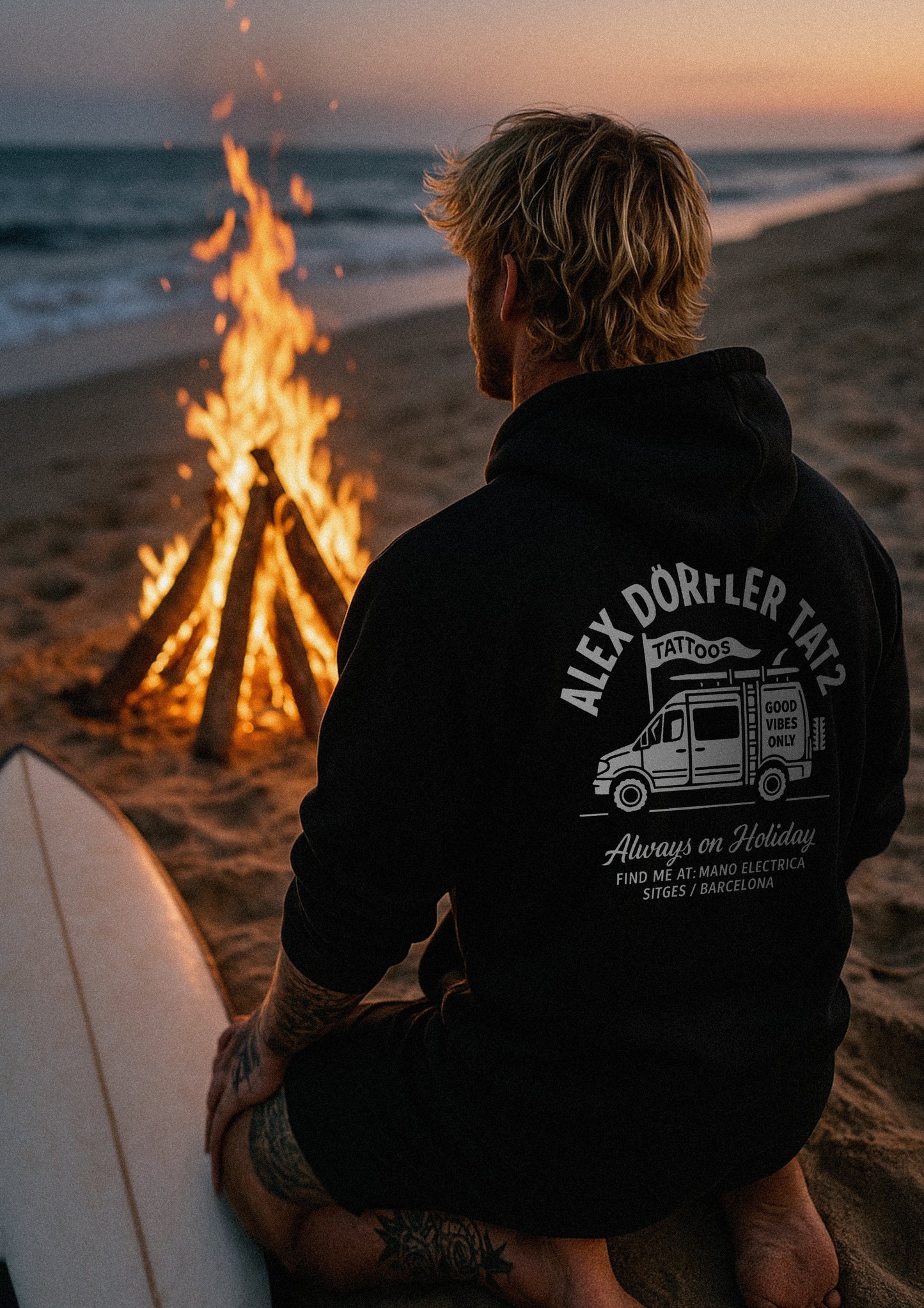 CAMPER HOODIE
