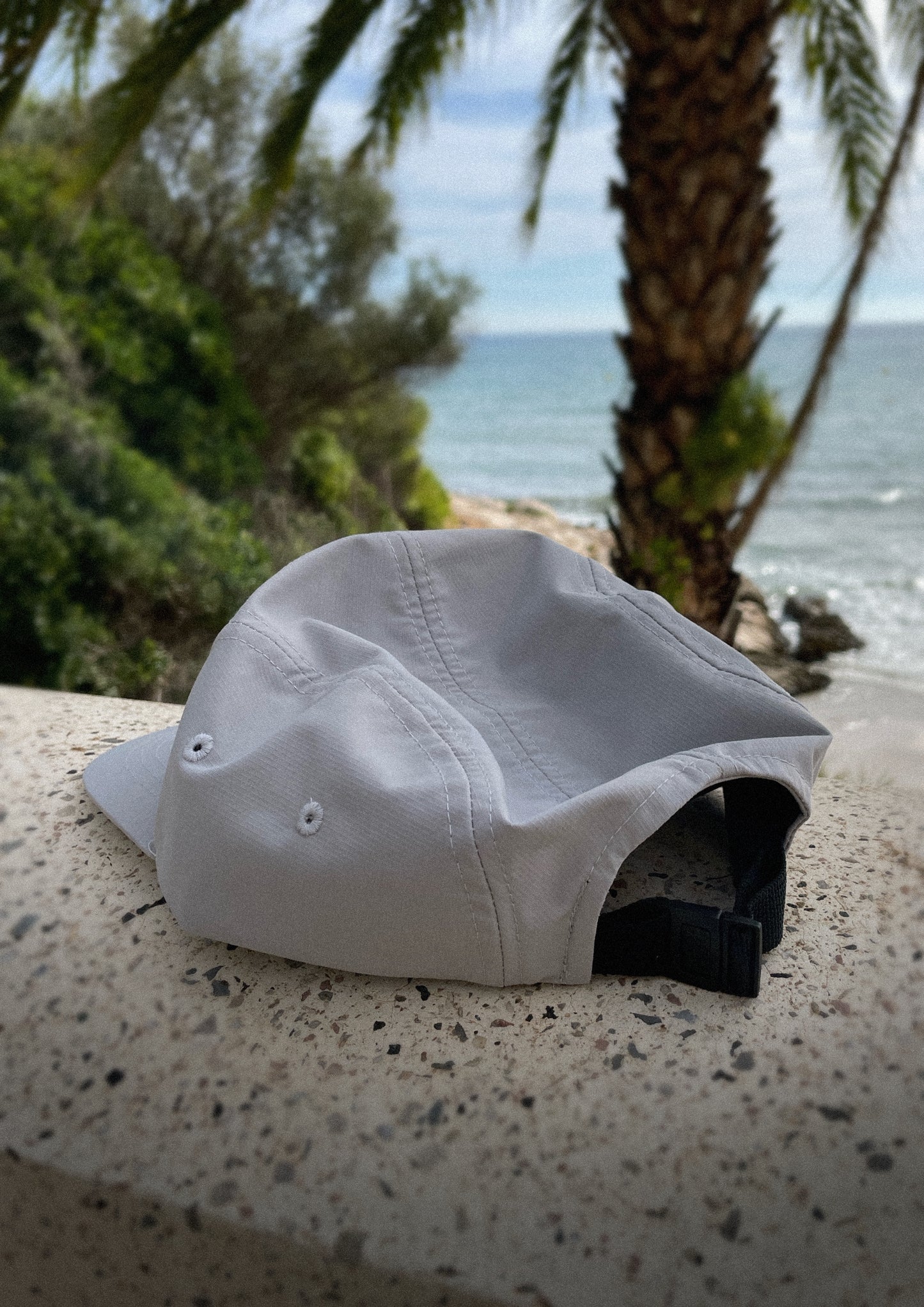 LIGHT GREY OUTDOOR CAP - PATCH